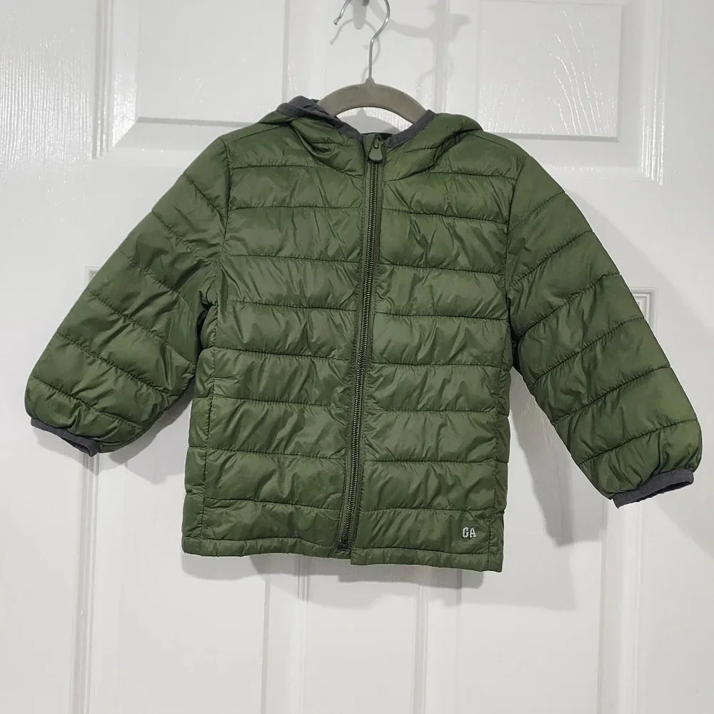 Baby Gap Desert Cactus 3D Upcycled Lightweight Puffer Jacket in Size 2T Years